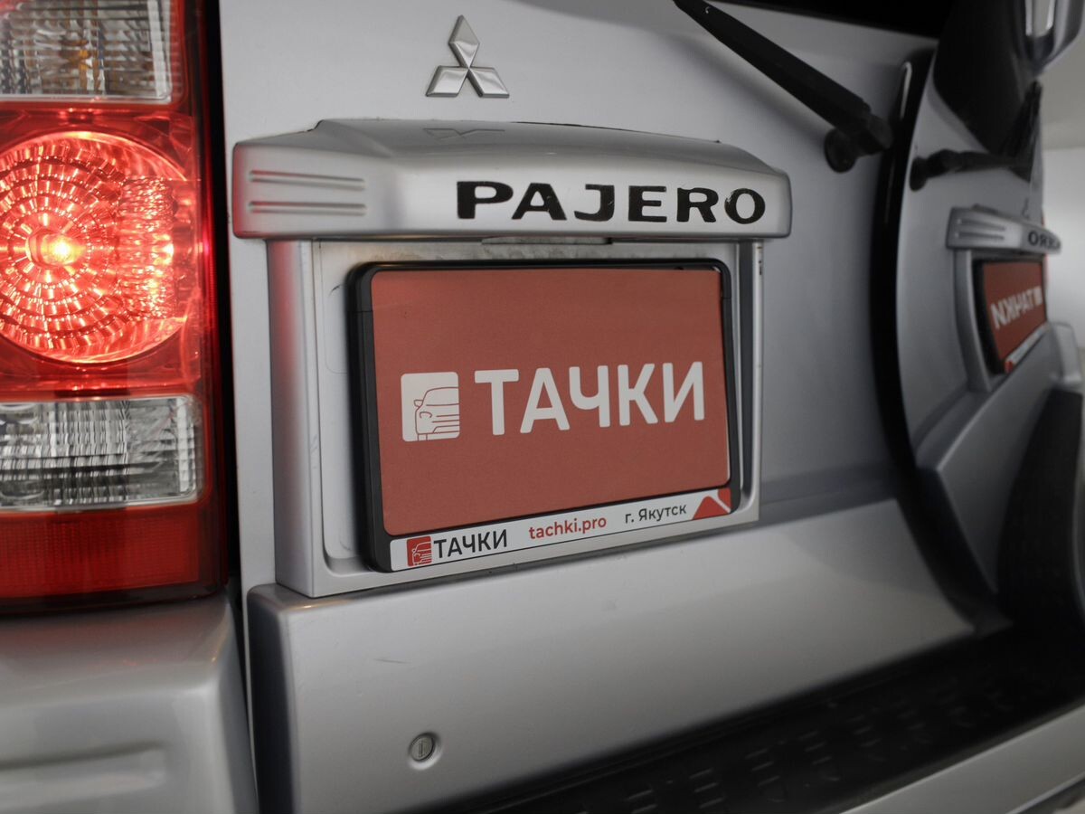 Mitsubishi Pajero 2005 - фото автомобиля