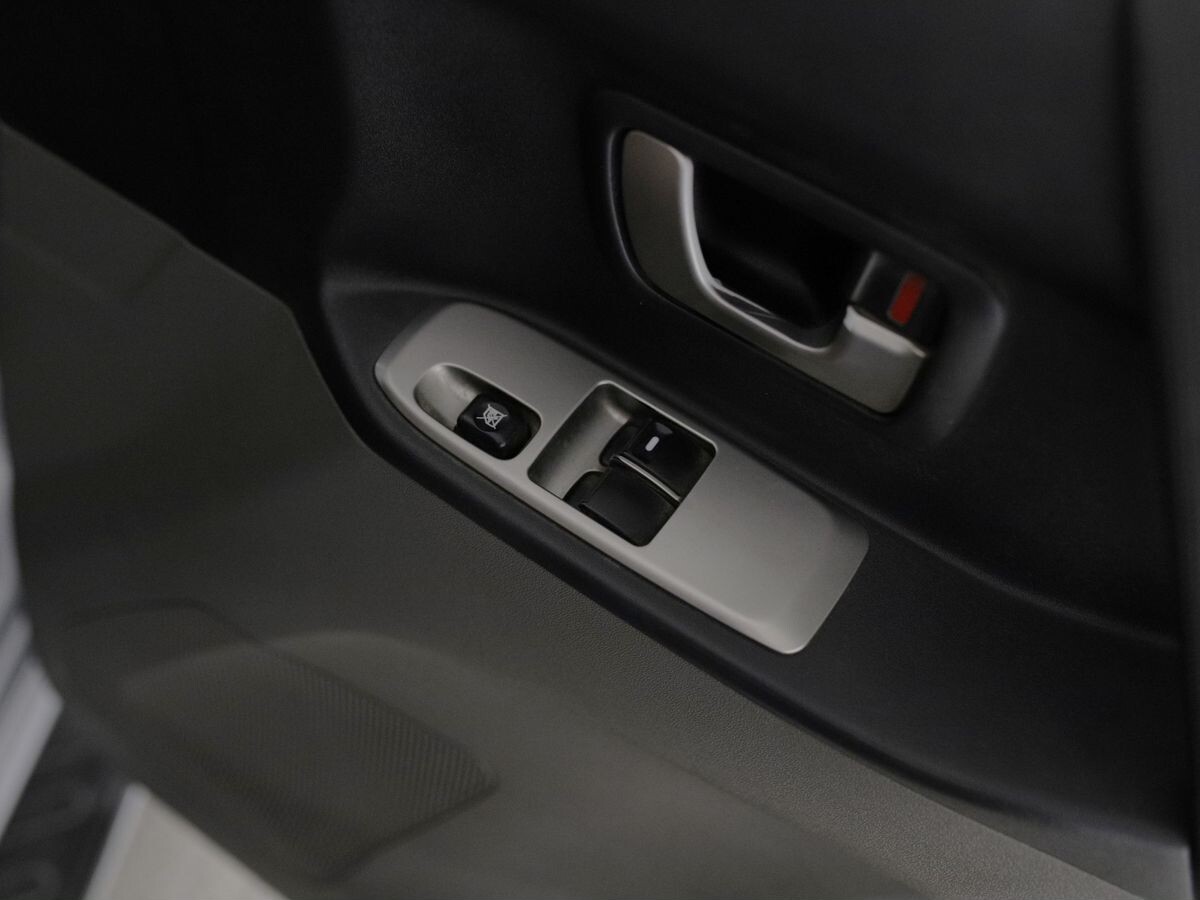 Mitsubishi Pajero 2005 - фото автомобиля