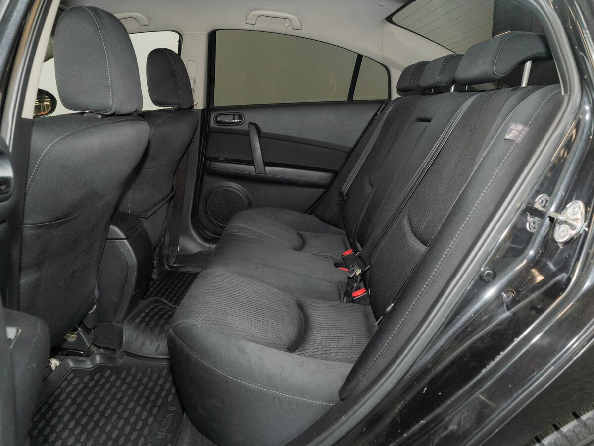 Mazda 6 2010 - фото автомобиля