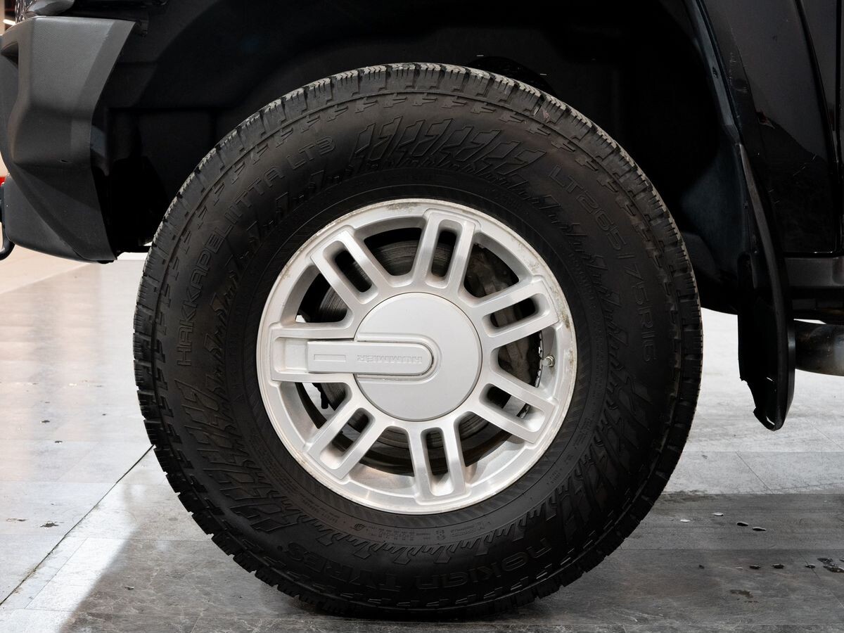 Hummer H3 2006 - фото автомобиля