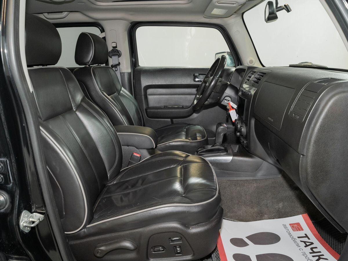 Hummer H3 2006 - фото автомобиля