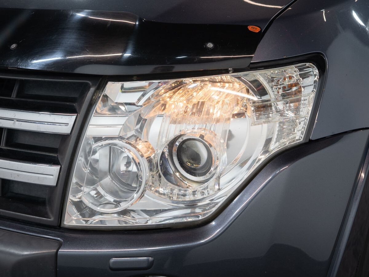 Mitsubishi Pajero 2008 - фото автомобиля