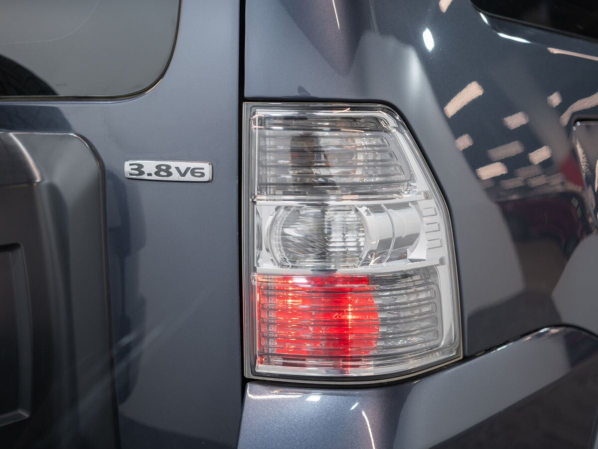 Mitsubishi Pajero 2008 - фото автомобиля