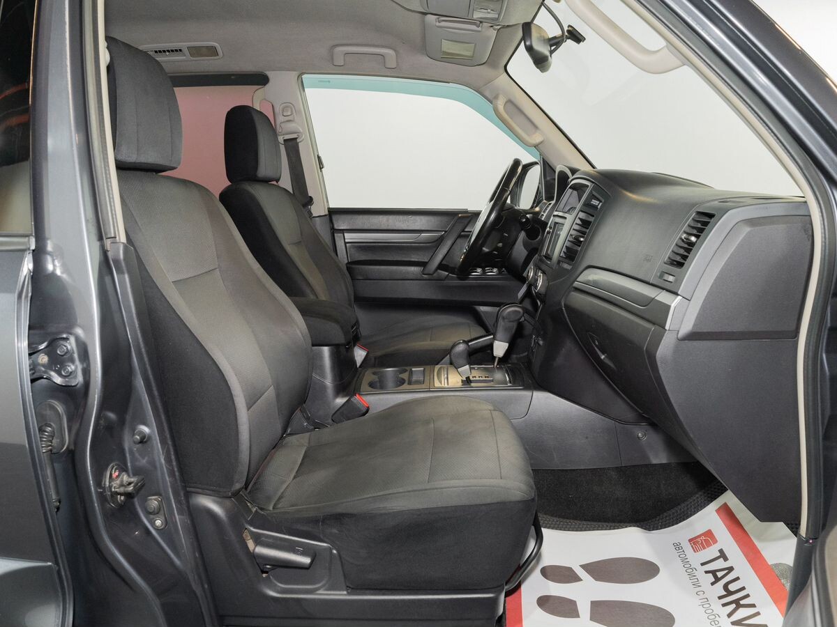 Mitsubishi Pajero 2008 - фото автомобиля