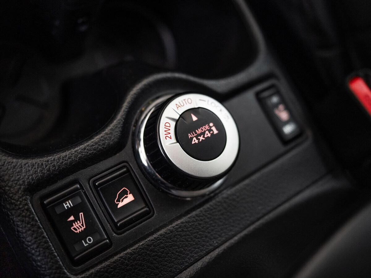 Nissan X-Trail 2016 - фото автомобиля