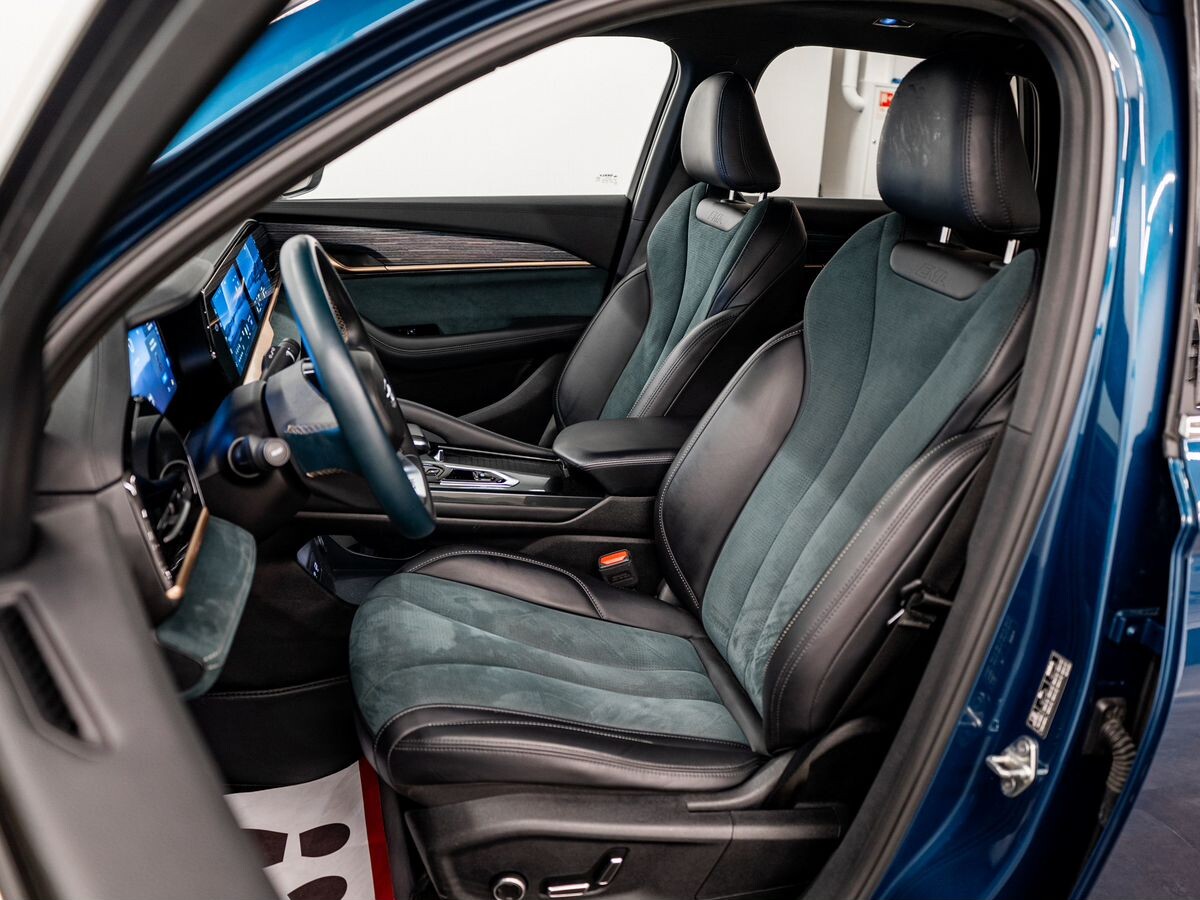 Geely Monjaro 2021 - фото автомобиля