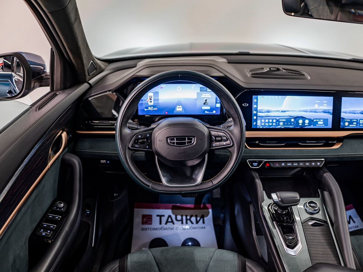 Geely Monjaro 2021 - фото автомобиля