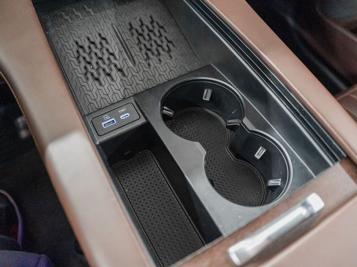 Exeed VX 2023 - фото автомобиля