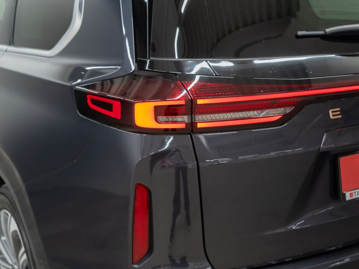 Exeed VX 2023 - фото автомобиля