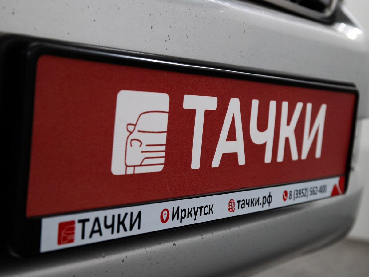 Toyota Land Cruiser 2011 - фото автомобиля