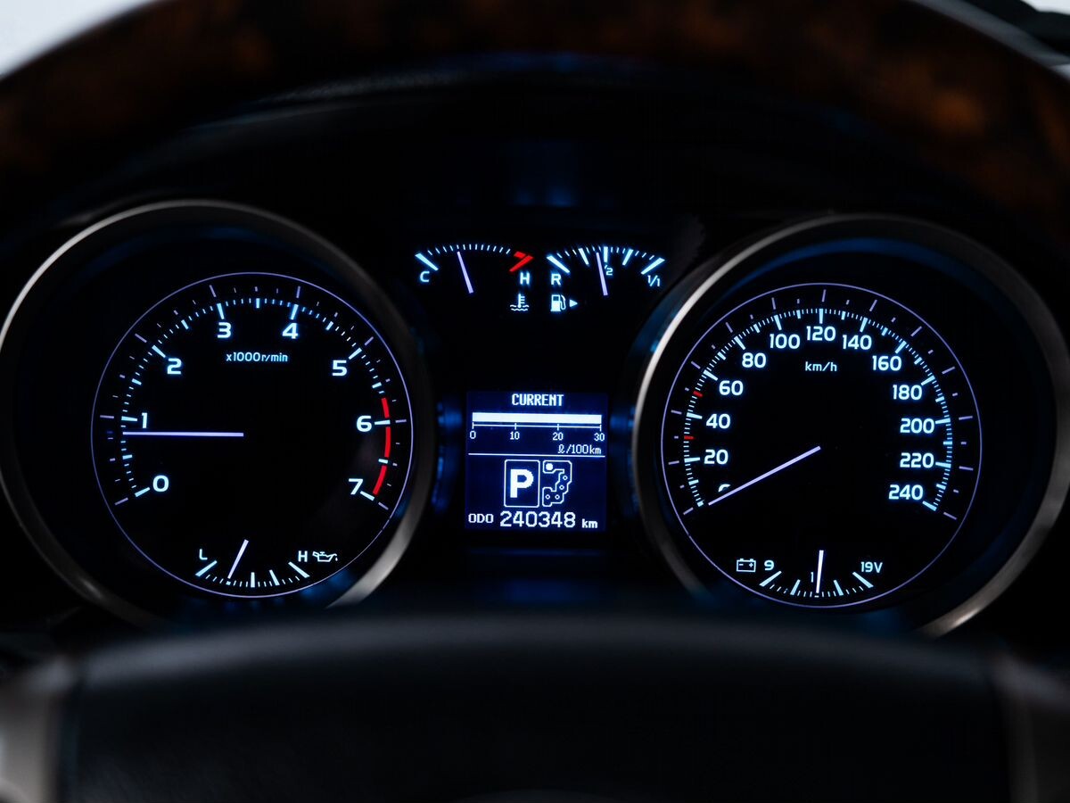 Toyota Land Cruiser 2008 - фото автомобиля