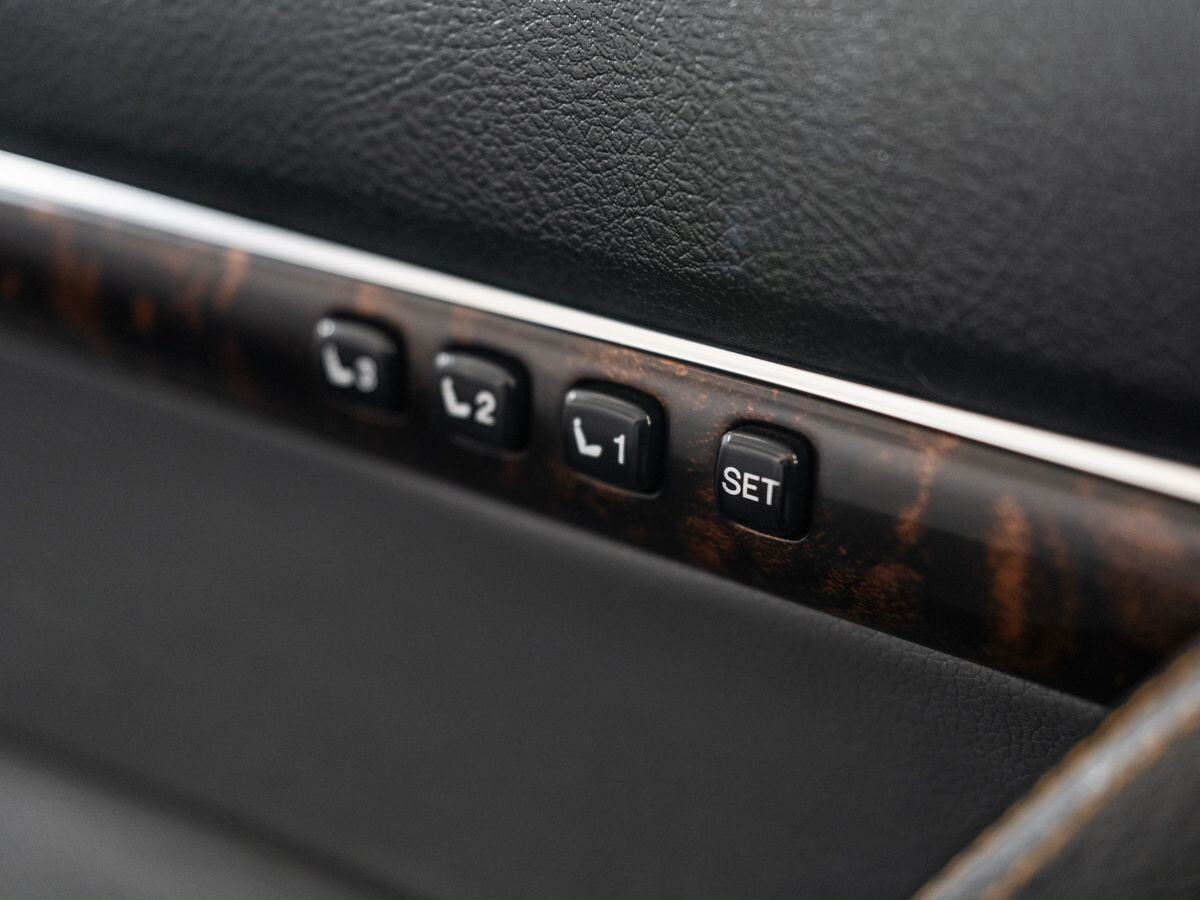 Toyota Land Cruiser 2008 - фото автомобиля