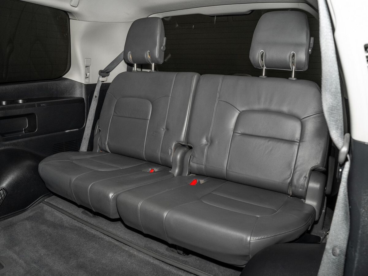 Toyota Land Cruiser 2008 - фото автомобиля