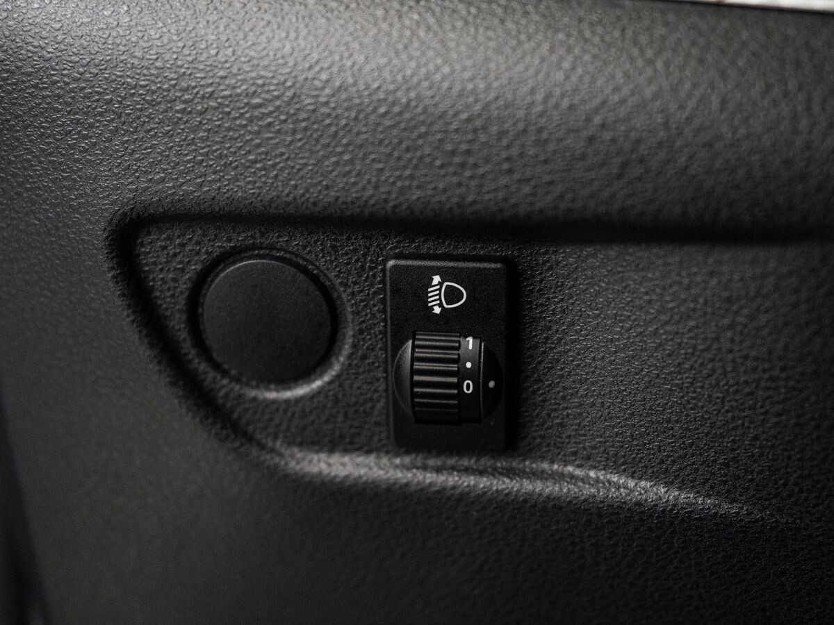 Lada (ВАЗ) Vesta 2018 - фото автомобиля