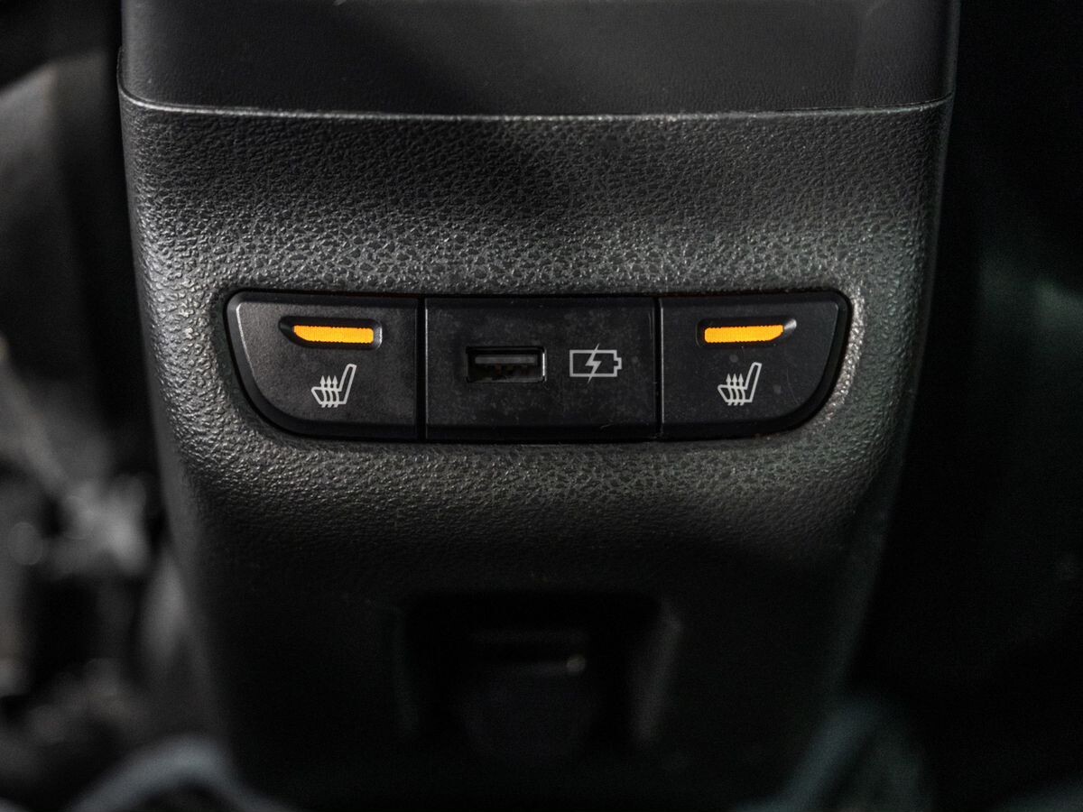 Lada (ВАЗ) Vesta 2018 - фото автомобиля