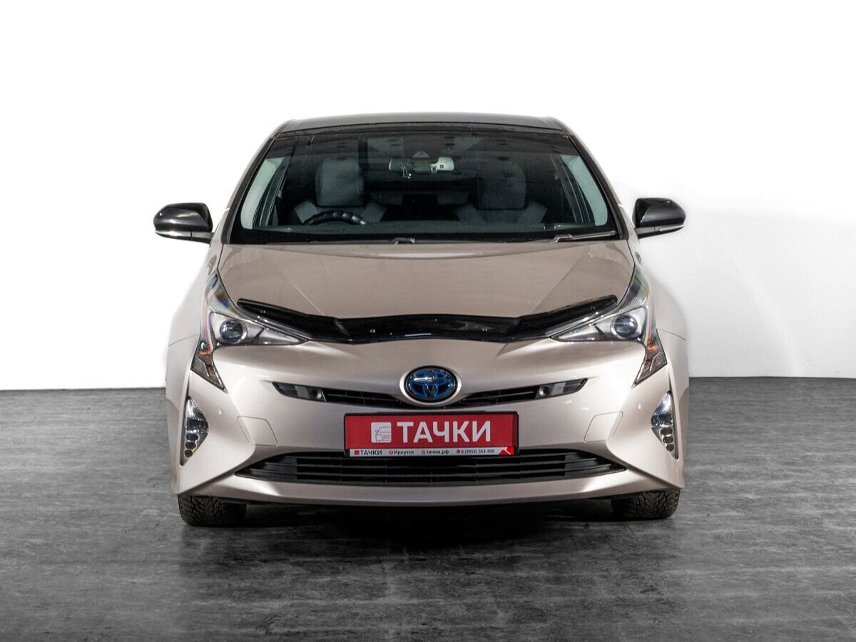 Toyota Prius 2017 - фото автомобиля