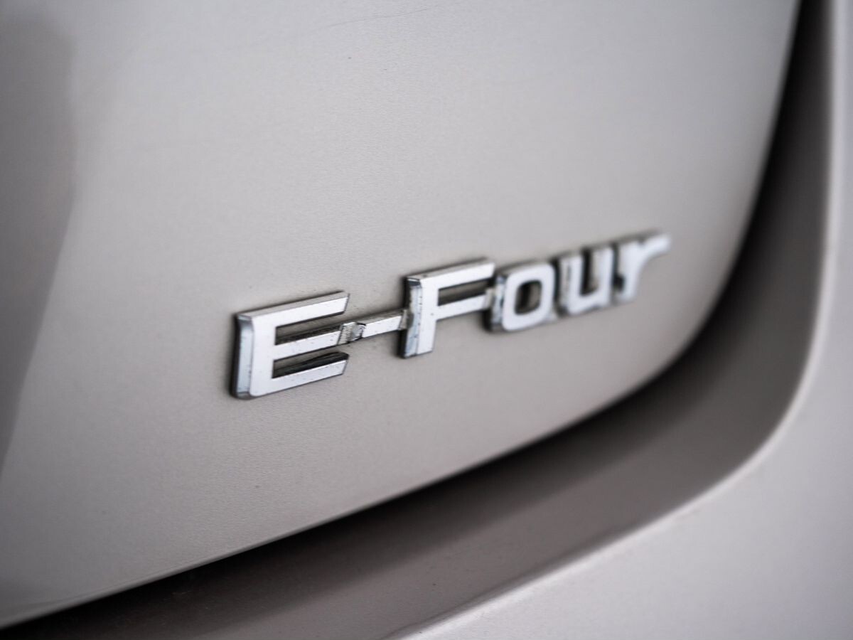 Toyota Prius 2017 - фото автомобиля