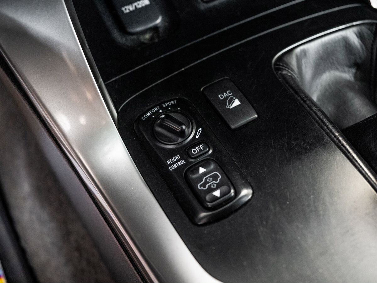 Toyota Land Cruiser Prado 2004 - фото автомобиля