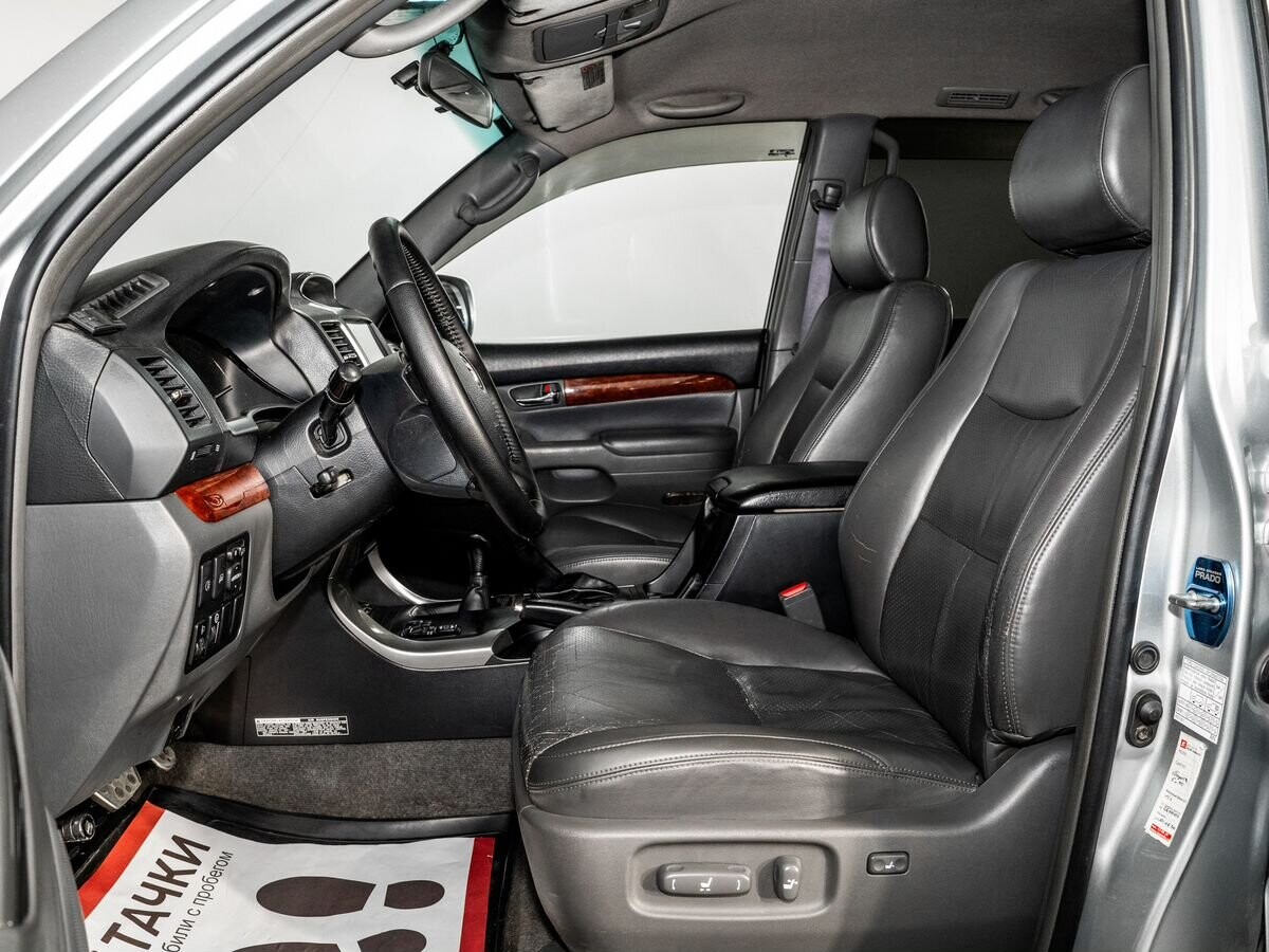 Toyota Land Cruiser Prado 2004 - фото автомобиля