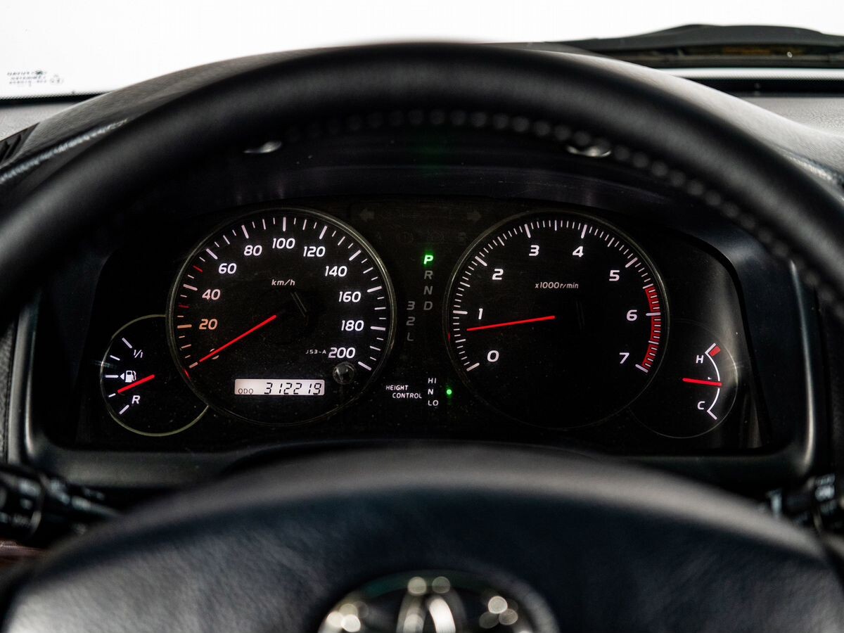 Toyota Land Cruiser Prado 2004 - фото автомобиля