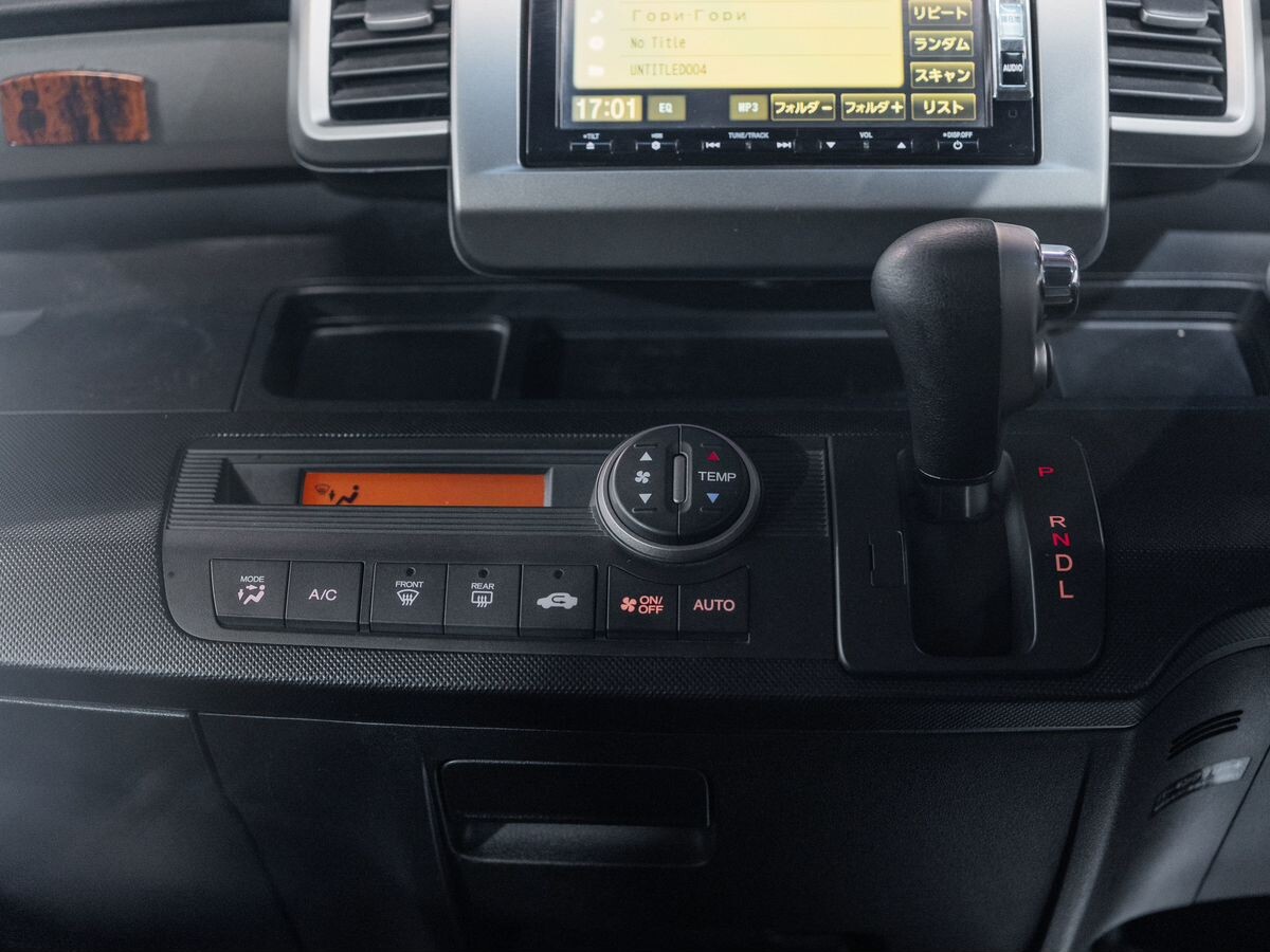 Honda Freed 2013 - фото автомобиля