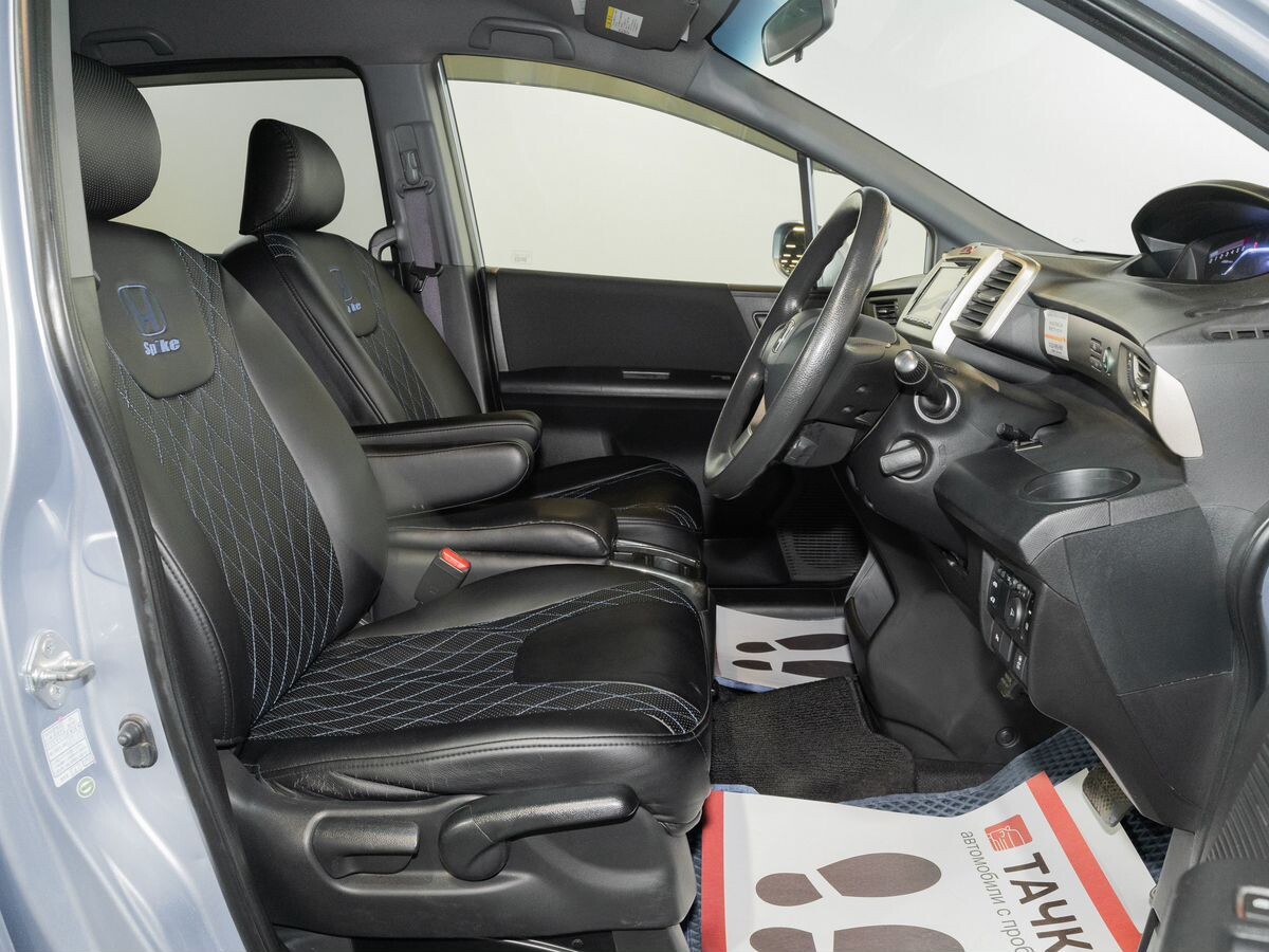 Honda Freed 2013 - фото автомобиля