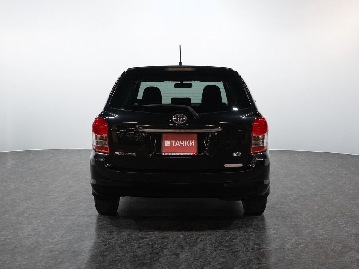 Toyota Corolla 2010 - фото автомобиля