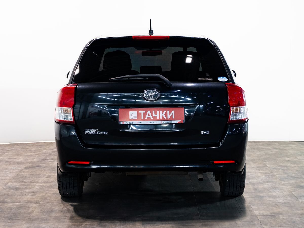 Toyota Corolla 2013 - фото автомобиля