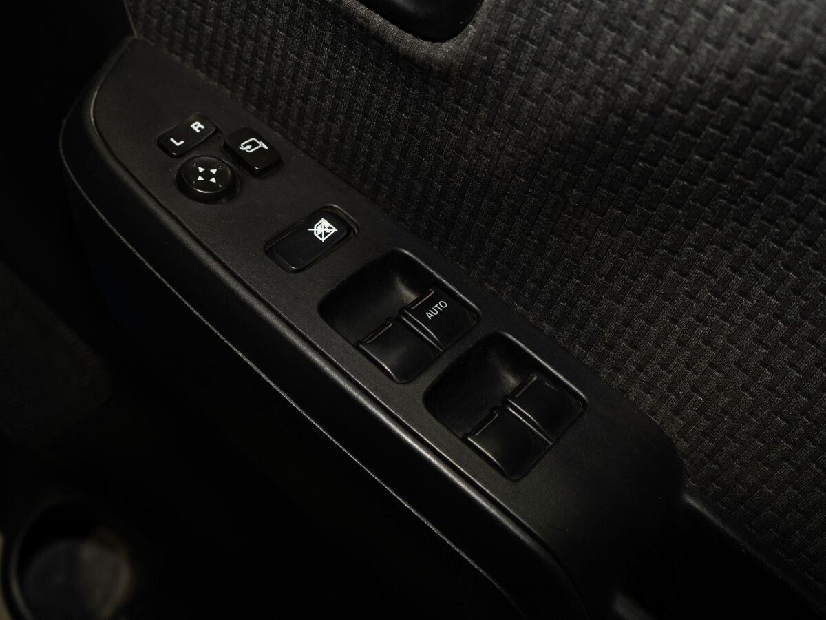 Suzuki Solio 2018 - фото автомобиля