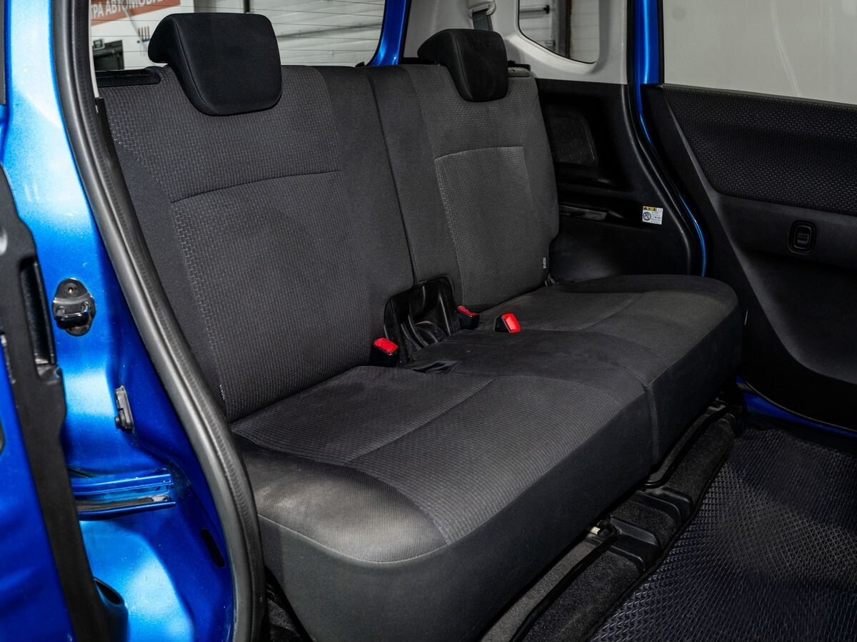 Suzuki Solio 2018 - фото автомобиля