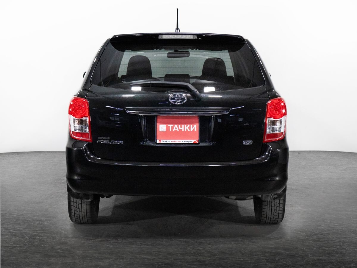 Toyota Corolla 2010 - фото автомобиля