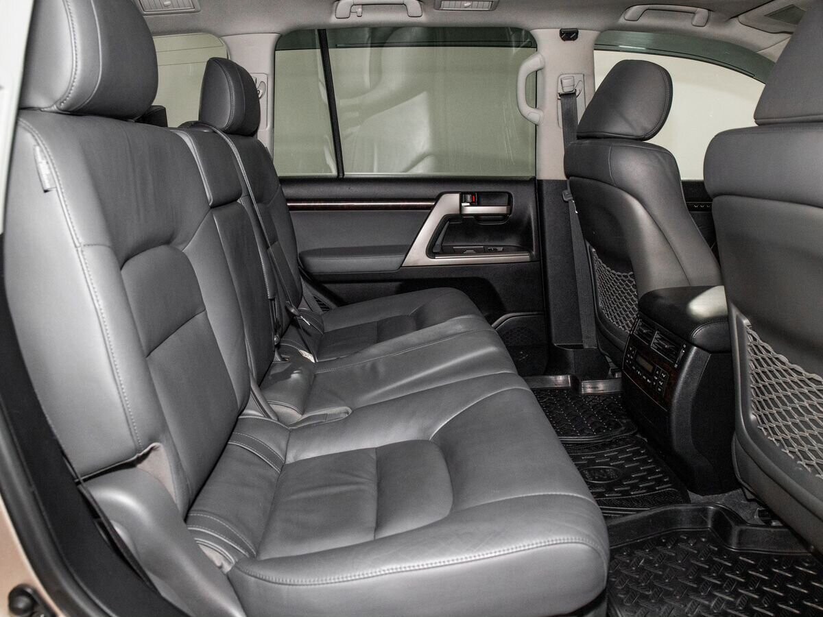 Toyota Land Cruiser 2008 - фото автомобиля