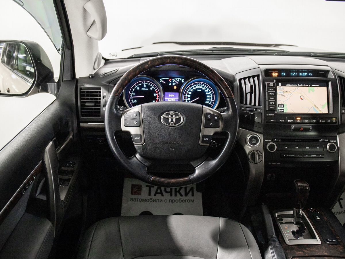 Toyota Land Cruiser 2008 - фото автомобиля