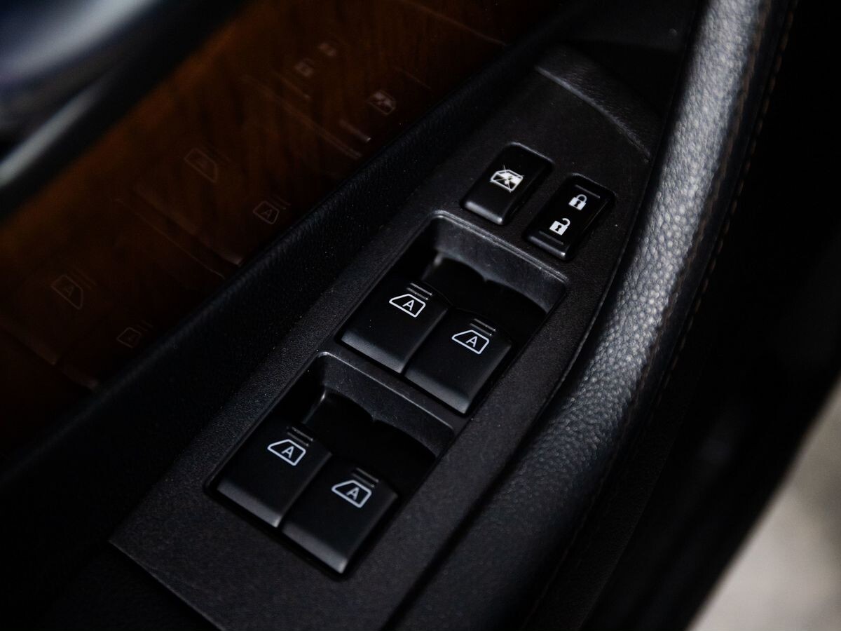 Infiniti QX70 2014 - фото автомобиля