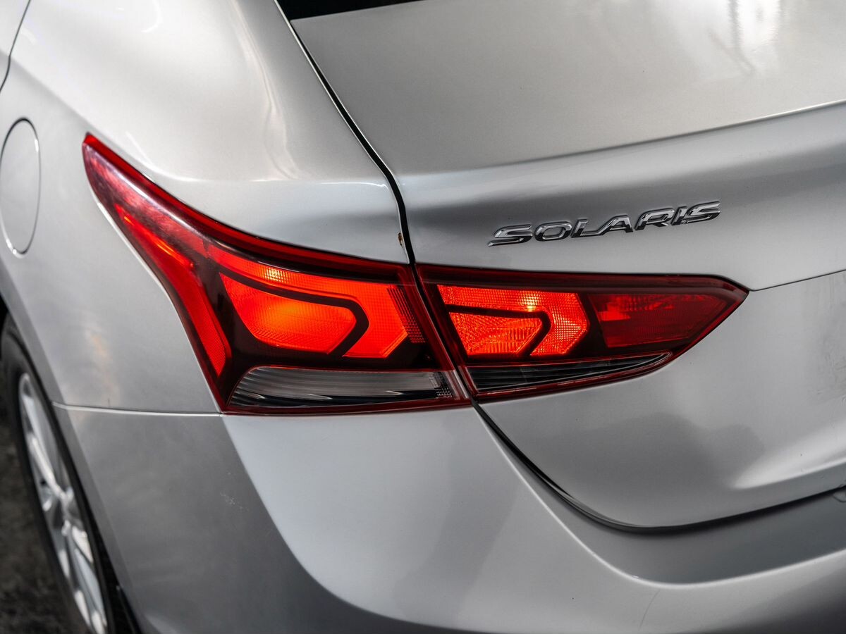 Hyundai Solaris 2017 - фото автомобиля