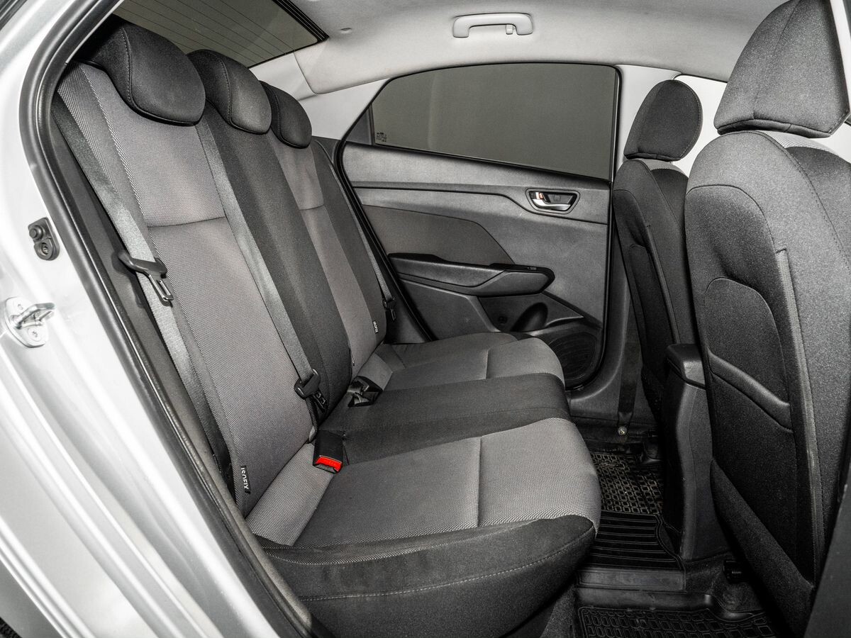 Hyundai Solaris 2017 - фото автомобиля