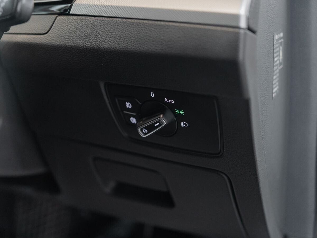 Volkswagen Passat 2015 - фото автомобиля