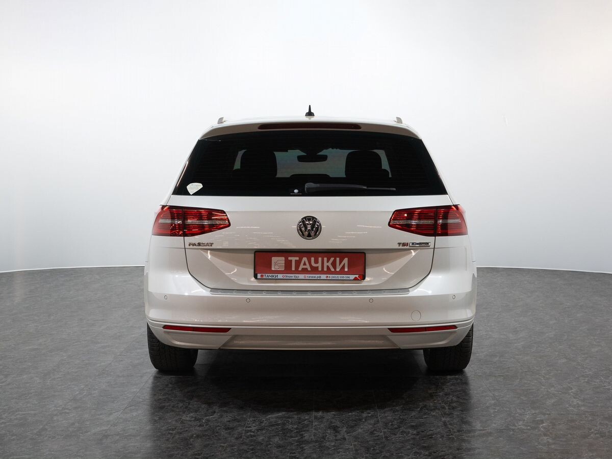 Volkswagen Passat 2015 - фото автомобиля