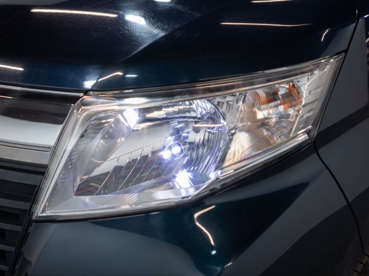 Toyota Roomy 2017 - фото автомобиля