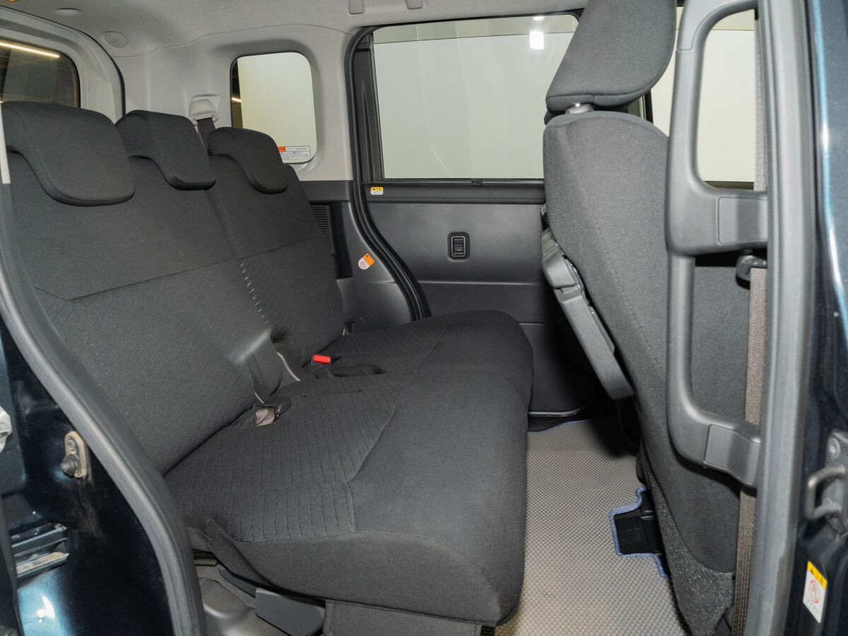 Toyota Roomy 2017 - фото автомобиля