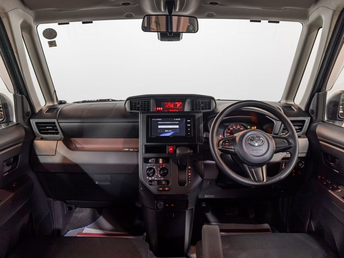 Toyota Roomy 2017 - фото автомобиля