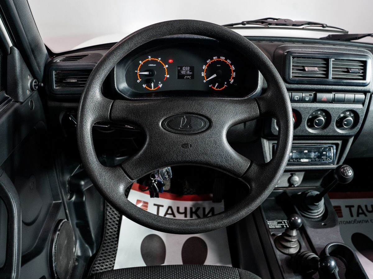 Lada (ВАЗ) 2121 (4x4) 2021 - фото автомобиля