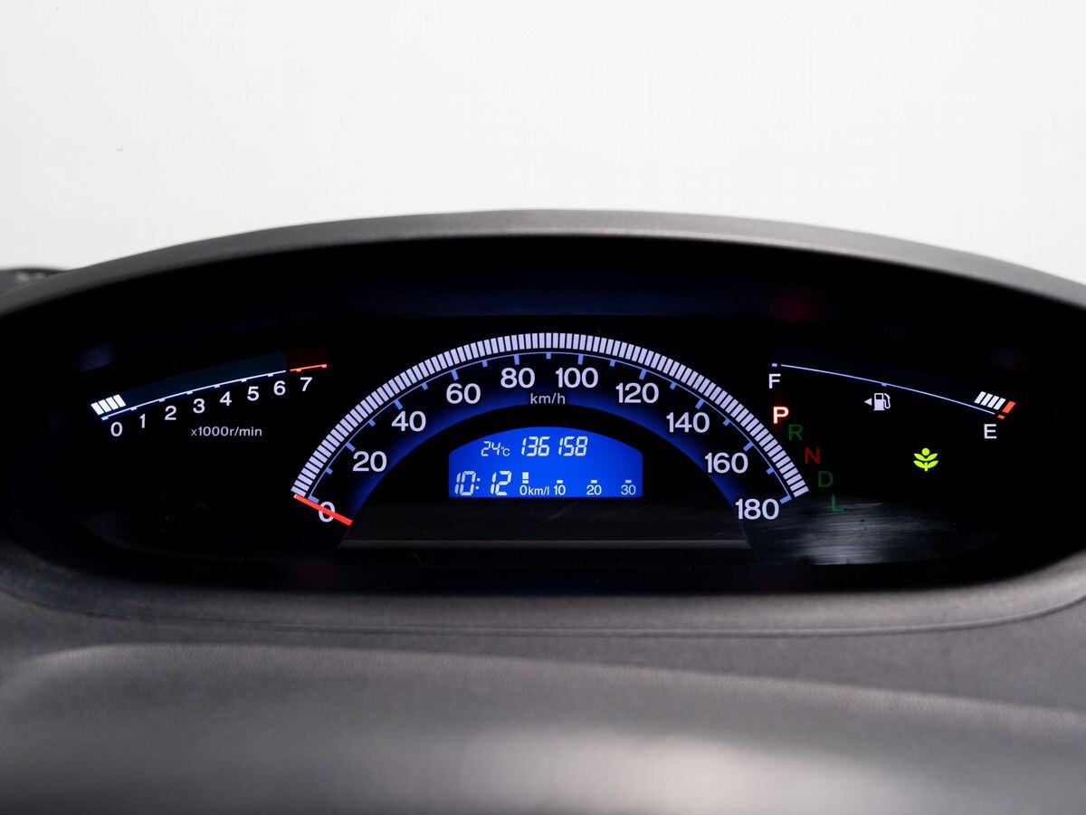 Honda Freed 2012 - фото автомобиля