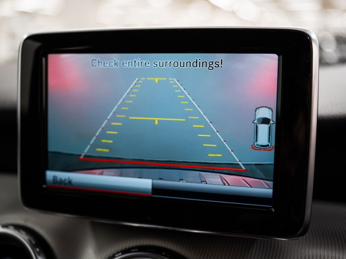 Mercedes-Benz GLA 2014 - фото автомобиля