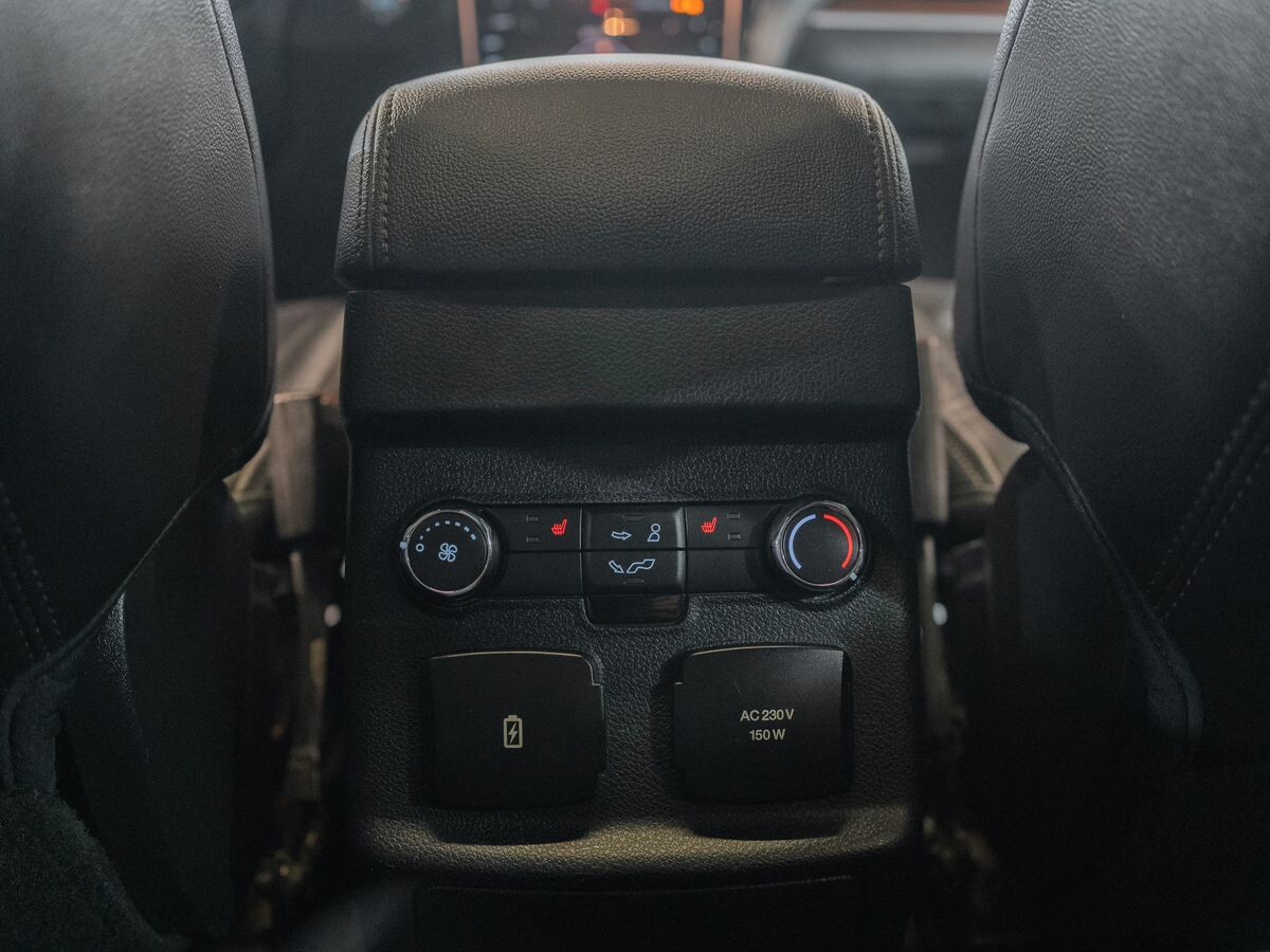 Ford Explorer 2016 - фото автомобиля