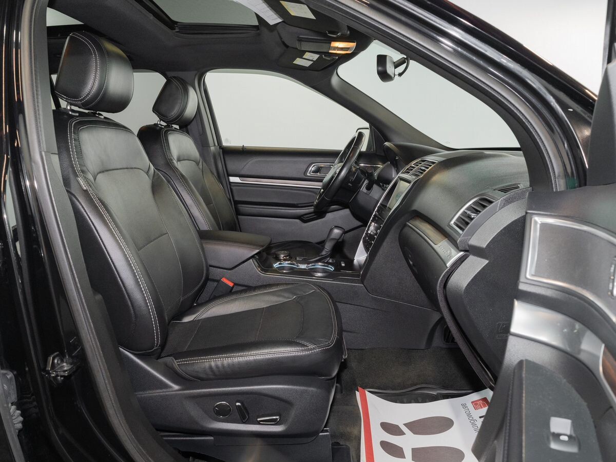Ford Explorer 2016 - фото автомобиля