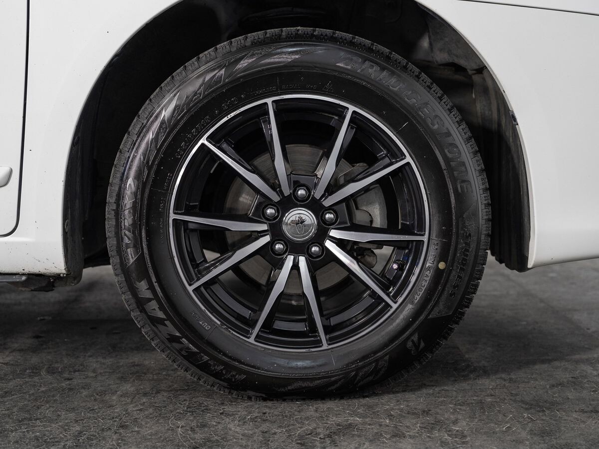 Toyota Premio 2011 - фото автомобиля