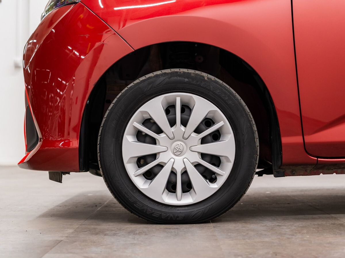 Toyota Tank 2020 - фото автомобиля