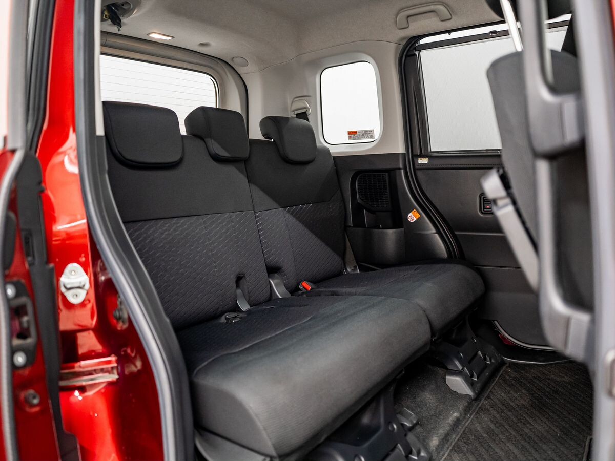 Toyota Tank 2020 - фото автомобиля