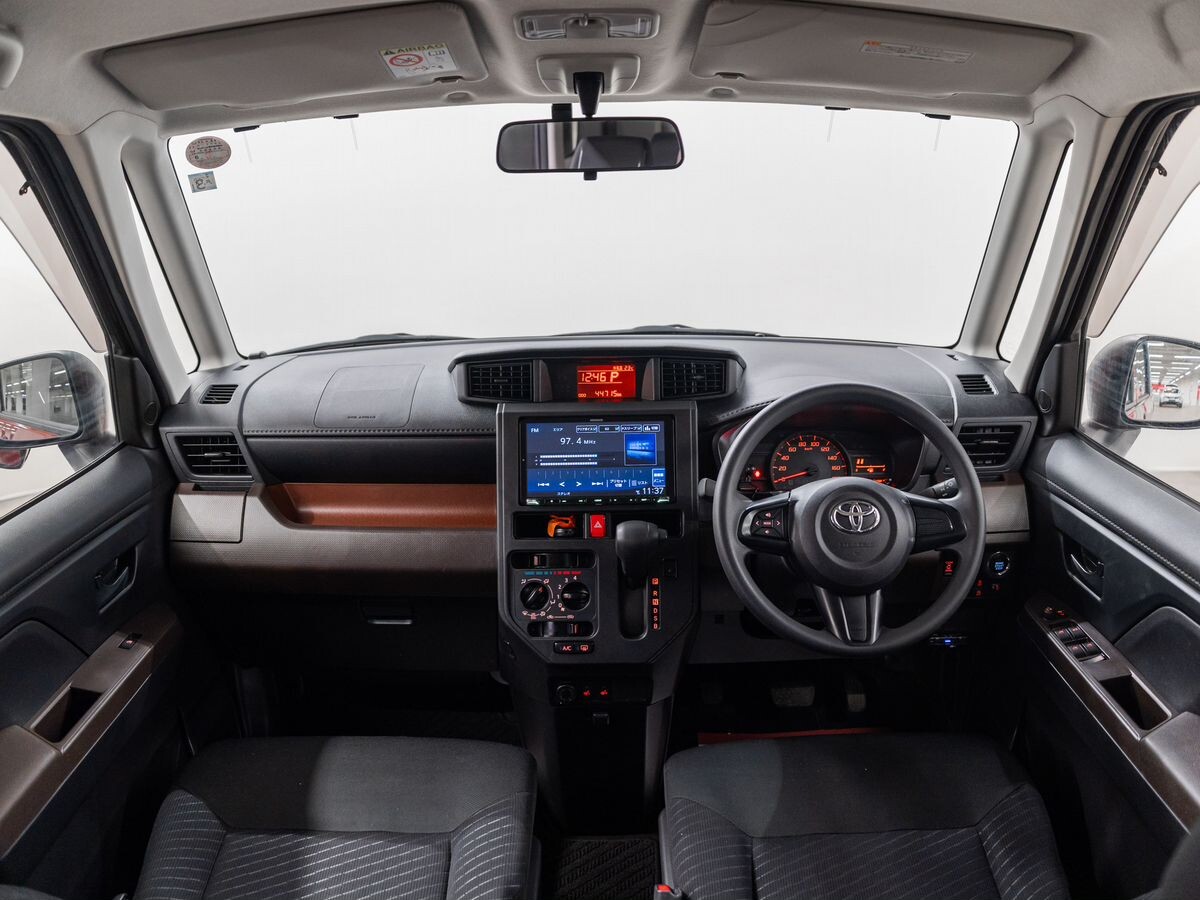 Toyota Tank 2020 - фото автомобиля